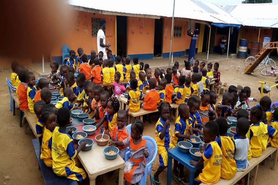 Vision Star Students Dinning